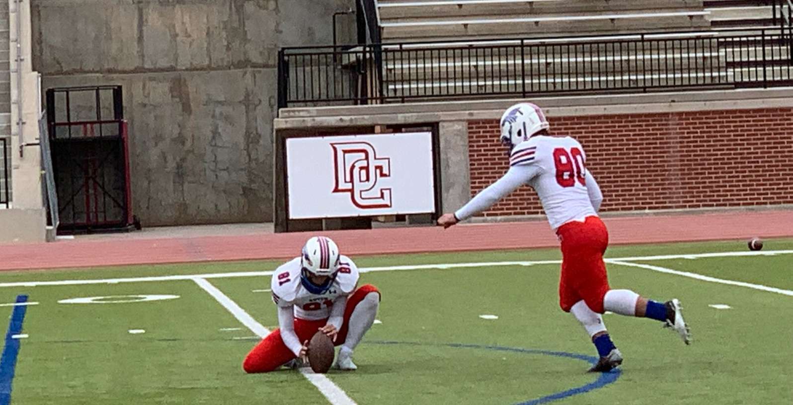 Cole Segraves hit four field goals Saturday and added five extra points. 
