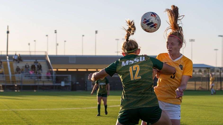 FHSU's Kelly Sullivan vs. Missouri Southern State. (FHSU Athletics photo/Ryan Prickett)