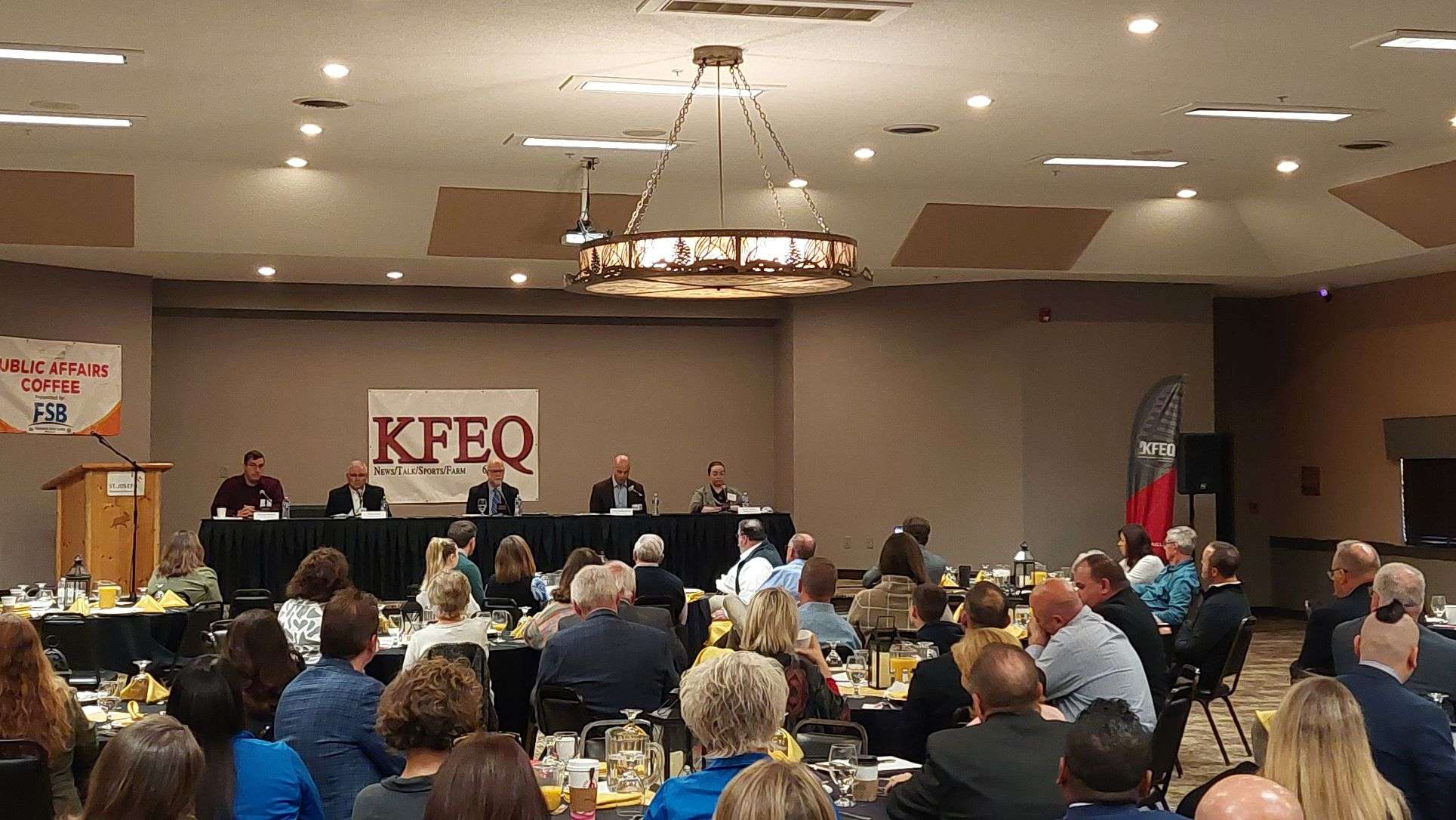A crowd gathered for breakfast and the candidate forum at the Stoney Creek Hotel/ Photo by Matt Pike