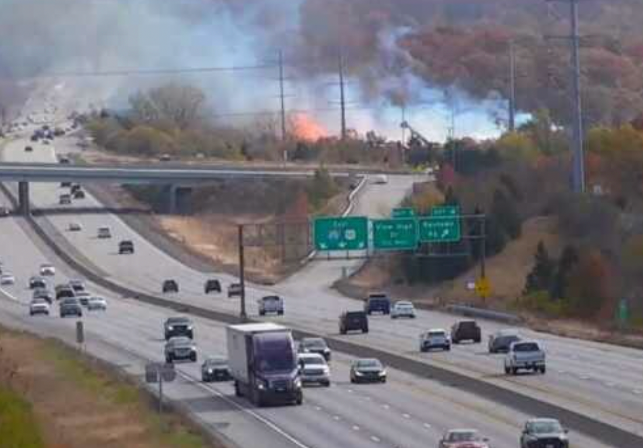 Interstate 470 between Missouri 350 Highway and the Grandview Triangle was closed on Sunday. Just after 5p.m. Sunday, crews opened one lane in each direction.<br>