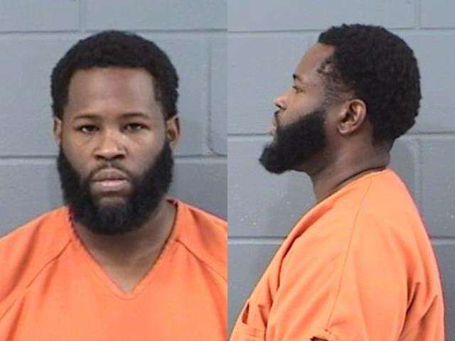 Kevin Meade Jr., Distribute marijuana, Distribute or possess with intent to distribute drug paraphernalia for illegal use, Interference with LEO; felony, Taxation; drugs; no drug tax stamp for marijuana or controlled substance, Arrested 11/18