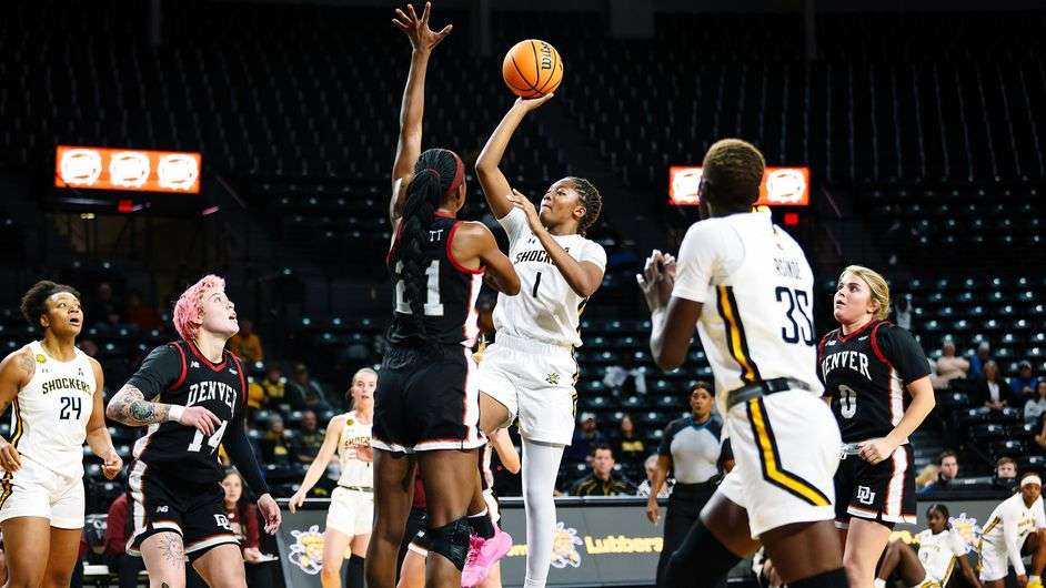 WSU WBB vs Denver.jpg