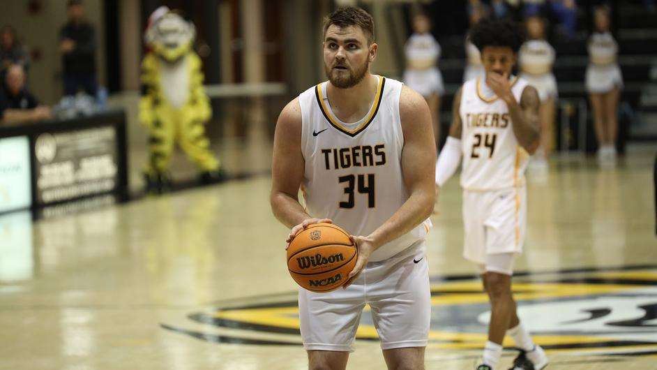 FHSU Athletics photo/Maidson Shapland
