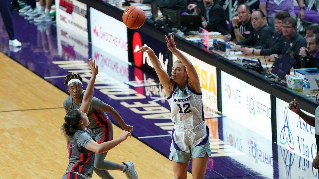KSU WBB at Texas.jpg