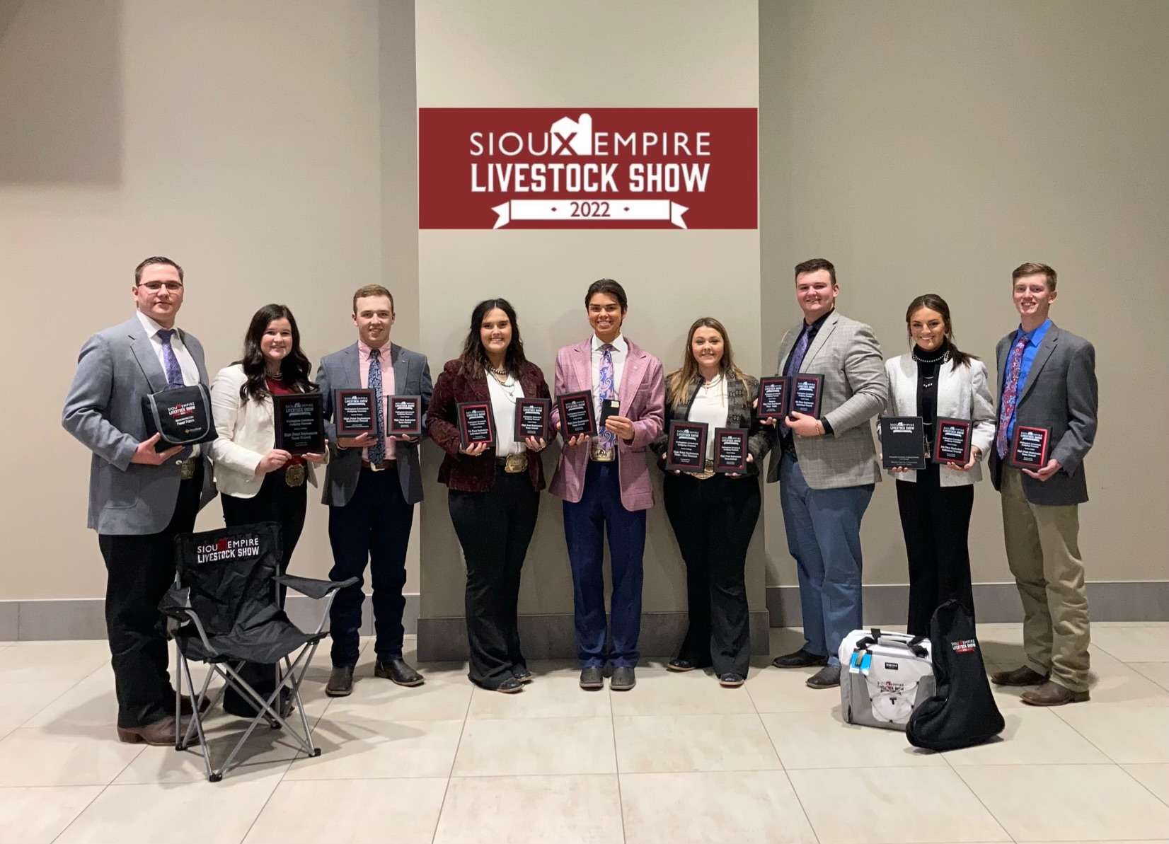 The sophomore team members include (from left to right in the photo): Kendal Stalnaker, Lake Butler, FL; Lorren Herndon, Lyons, GA; Kasey Johnson, Mayslick, KY; Sarah Sergeant, Lebo, KS; Baxter Blair, McLean, Saskatchewan; Jacey Massey, Strathmore, Alberta; Will Banks, Cynthiana, KY; Jade Parrish, Parrish, FL; Tray Zabokrtsky, Morrowville, KS.