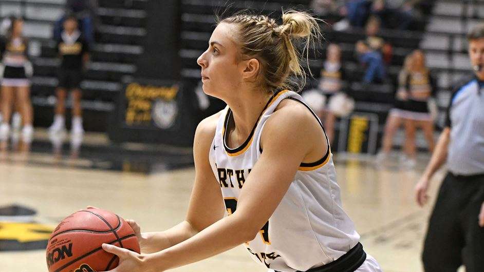 FHSU's Emma Ruddle (Courtesy FHSU Athletics, Nicole Heitmann)