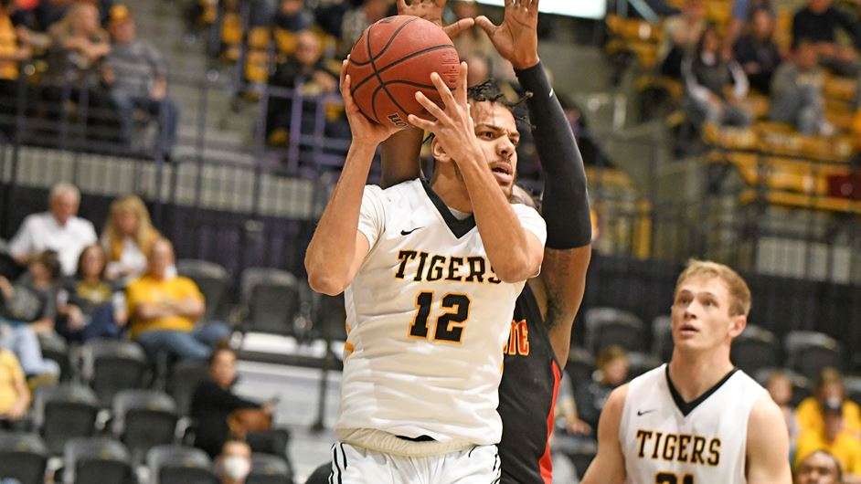 FHSU's Traejon Davis (Courtesy FHSU Athletics, Nicole Heitmann)