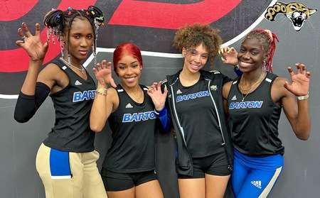 <b>Lashanna Graham, Jayda Dillon, Naiya Morgan, and Ashantae Harvey (Barton Athletics)</b>