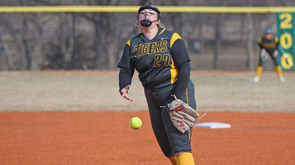 Bailey Carlson threw the final 5 2/3 innings in FHSU's loss to Sioux Falls Monday in Topeka (Courtesy FHSU Athletics, Ryan Prickett)