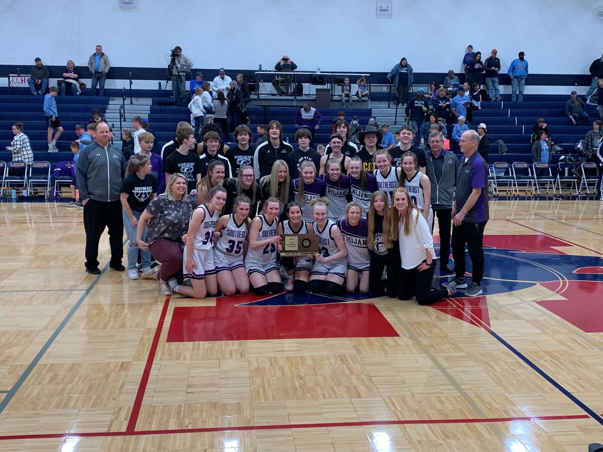 13.  Daphne Trojans Punch Ticket To State Tournament - ow12bqt
