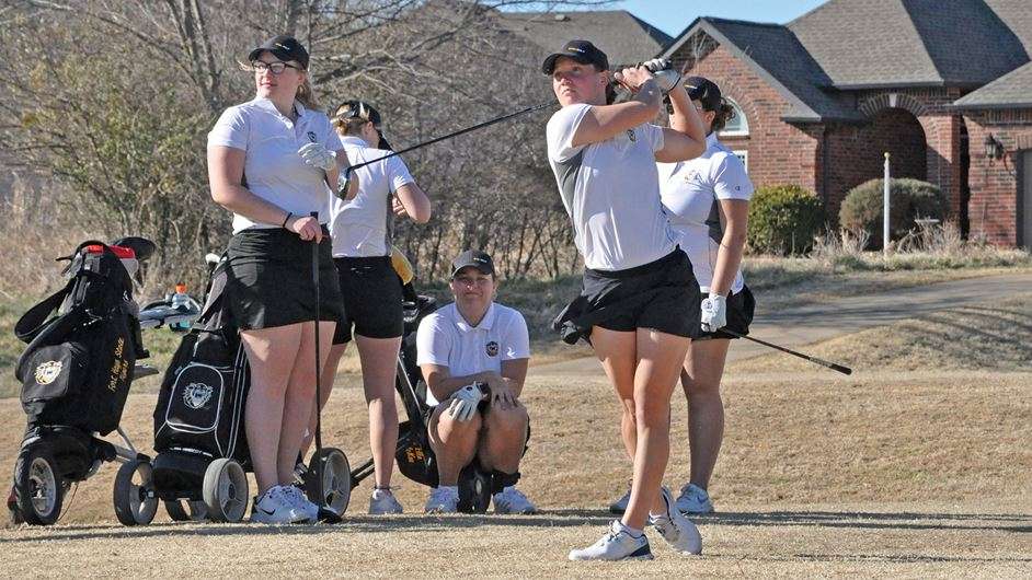 FHSU's Morgan Brasser won the Holiday Inn Express Classic in St. Josephm Missouri (Courtesy FHSU Athletics, Seth Kincaid)