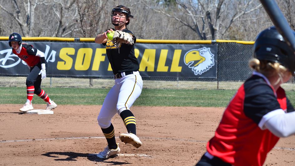 <b>Kyra Meyer tossed 6.2 innings in CCCC's extra-innings 8-7 win over Allen in game one of what became a doubleheader sweep for CCCC.</b> Photo by Jessica LeDuc courtesy <a href="http://cloudtbirds.com">cloudtbirds.com</a>