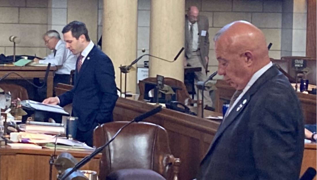 State Sens. Adam Morfeld, left, and Tom Brewer squared off in debate Monday over a bill to allow concealed carry of handguns without a state permit. (Paul Hammel/Nebraska Examiner)