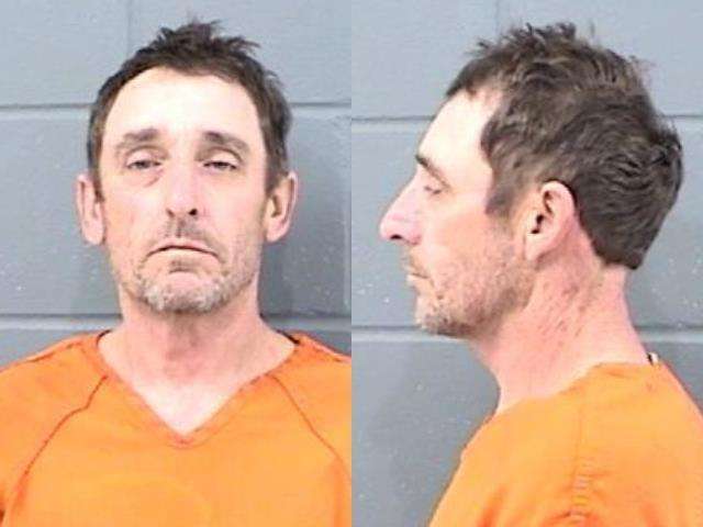 Corey Bloom, Possession of controlled substance, Possession of marijuana, Use / possess with intent to use drug paraphernalia into human body, Arrested 4/24