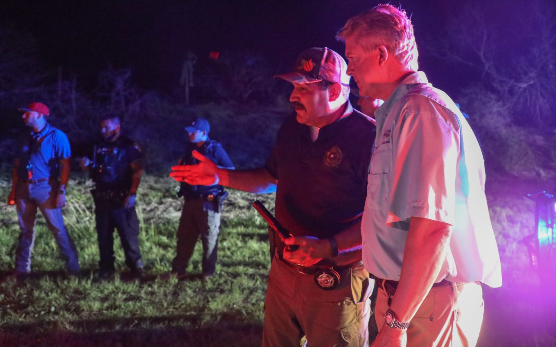 <b>Marshall and Kansas sheriffs receive a night tour with Brooks County Sheriff's Office personnel.</b>