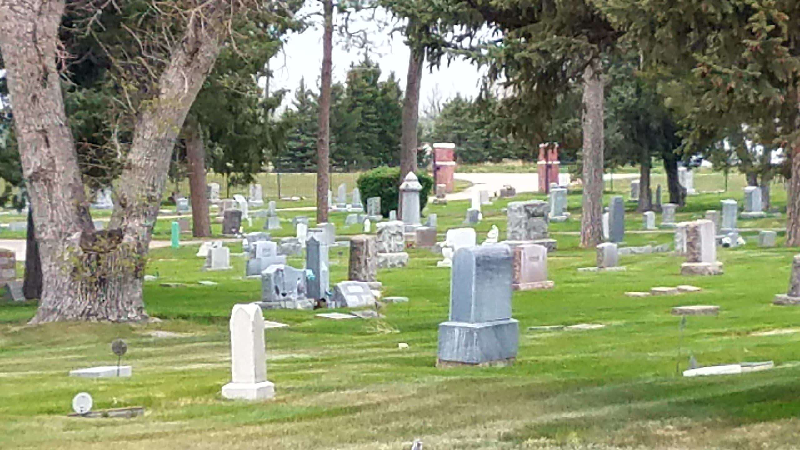 Greenwood Cemetery in Chadron reminds community about Memorial Day