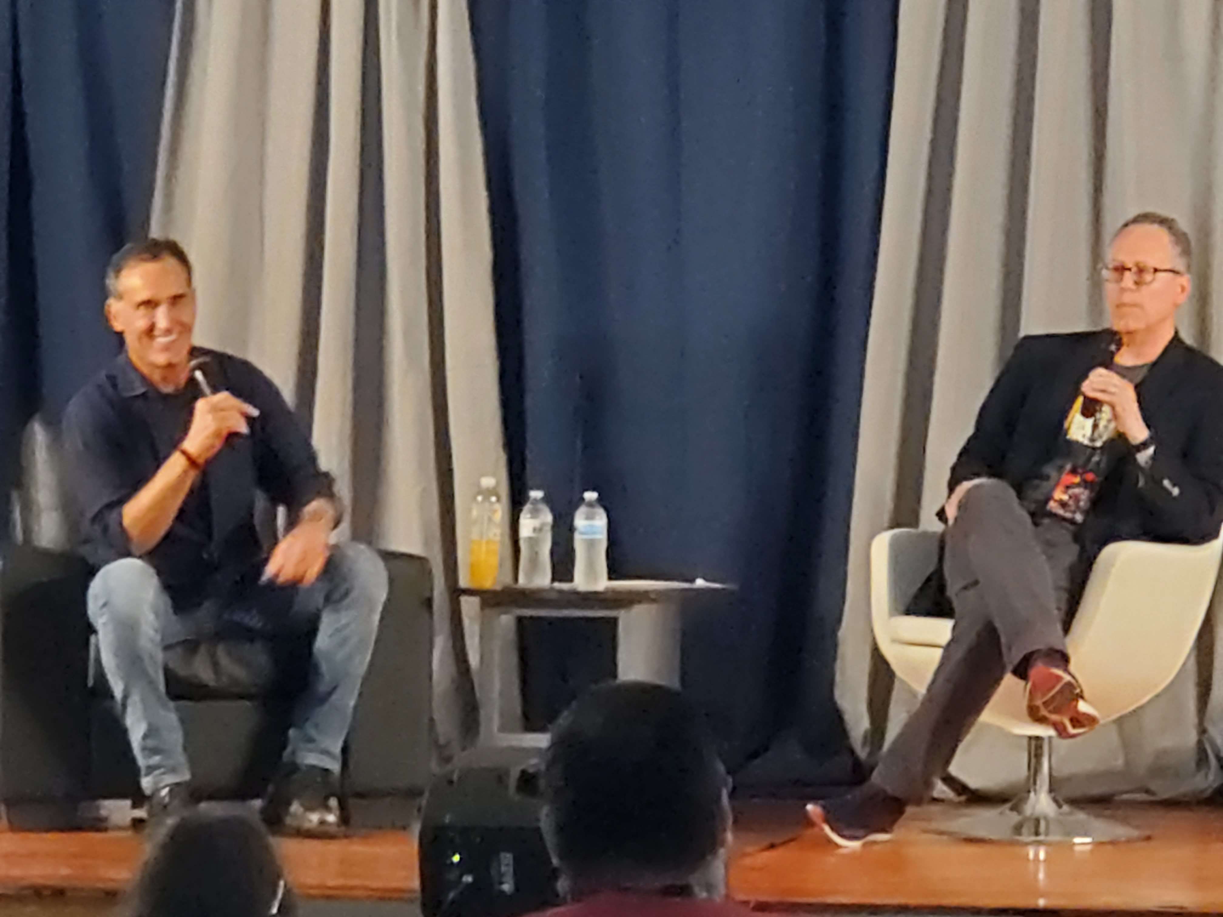 "The Flash" - John Wesley Shipp answers fan questions during his Q&amp;A panel.
