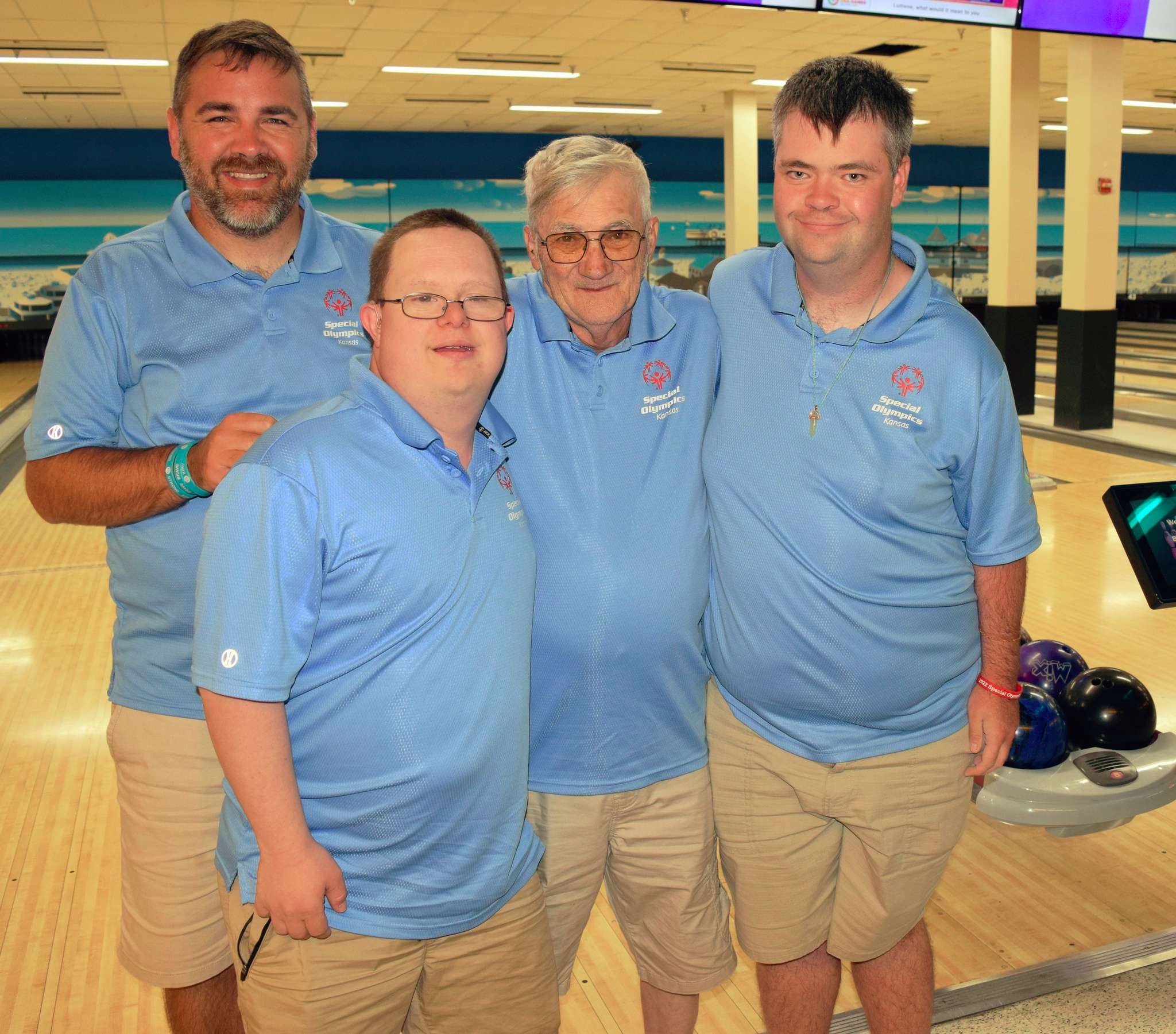 Ryan Hoag of Hays, far left, with his Special Olympics U.S.A. games bowling team. The team placed sixth in the games. Courtesy photo<br>