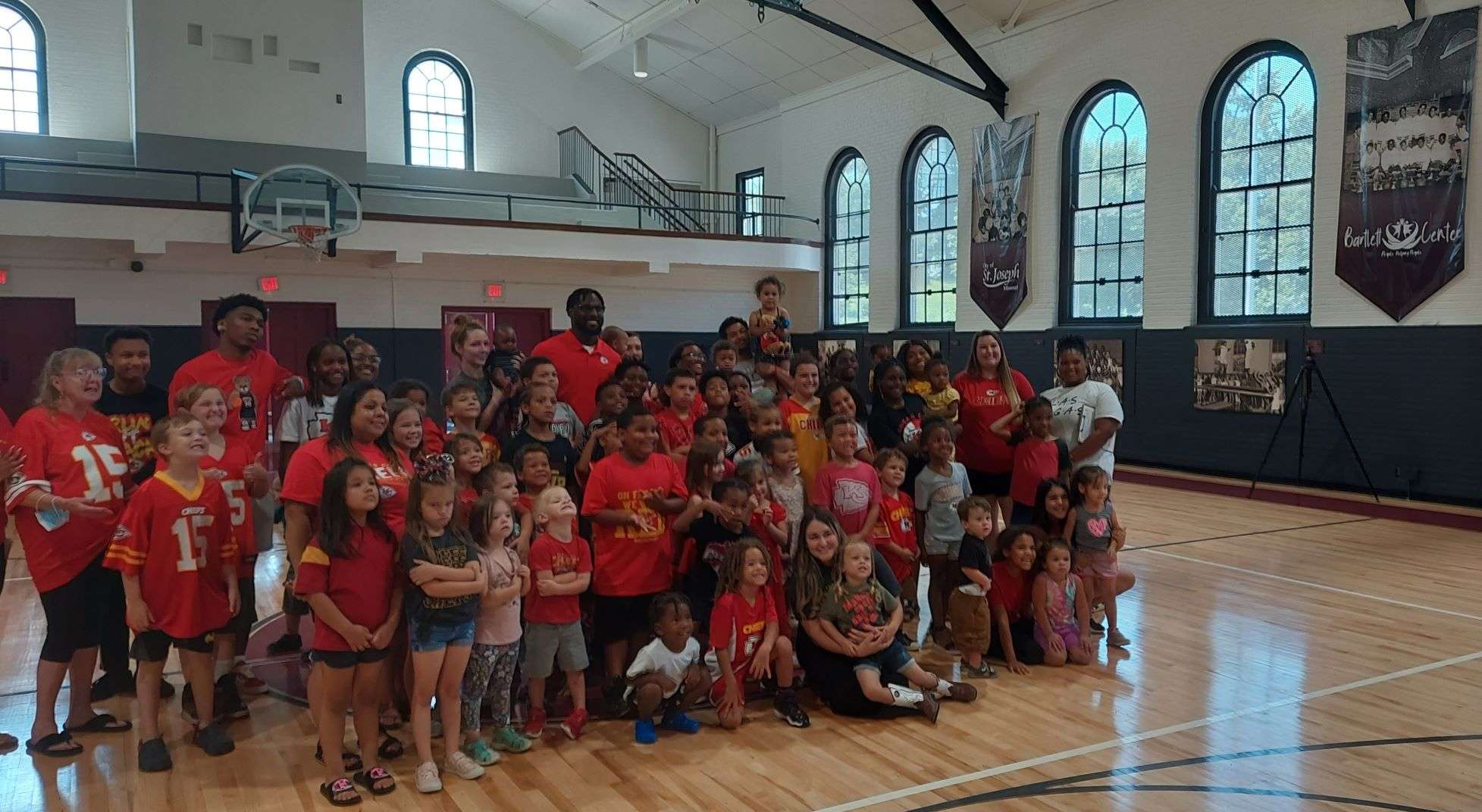 Lee with a group of children from the Bartlett Center following the announcement of him as this years Chiefs Training Camp player sponsor/ Photo by Matt Pike