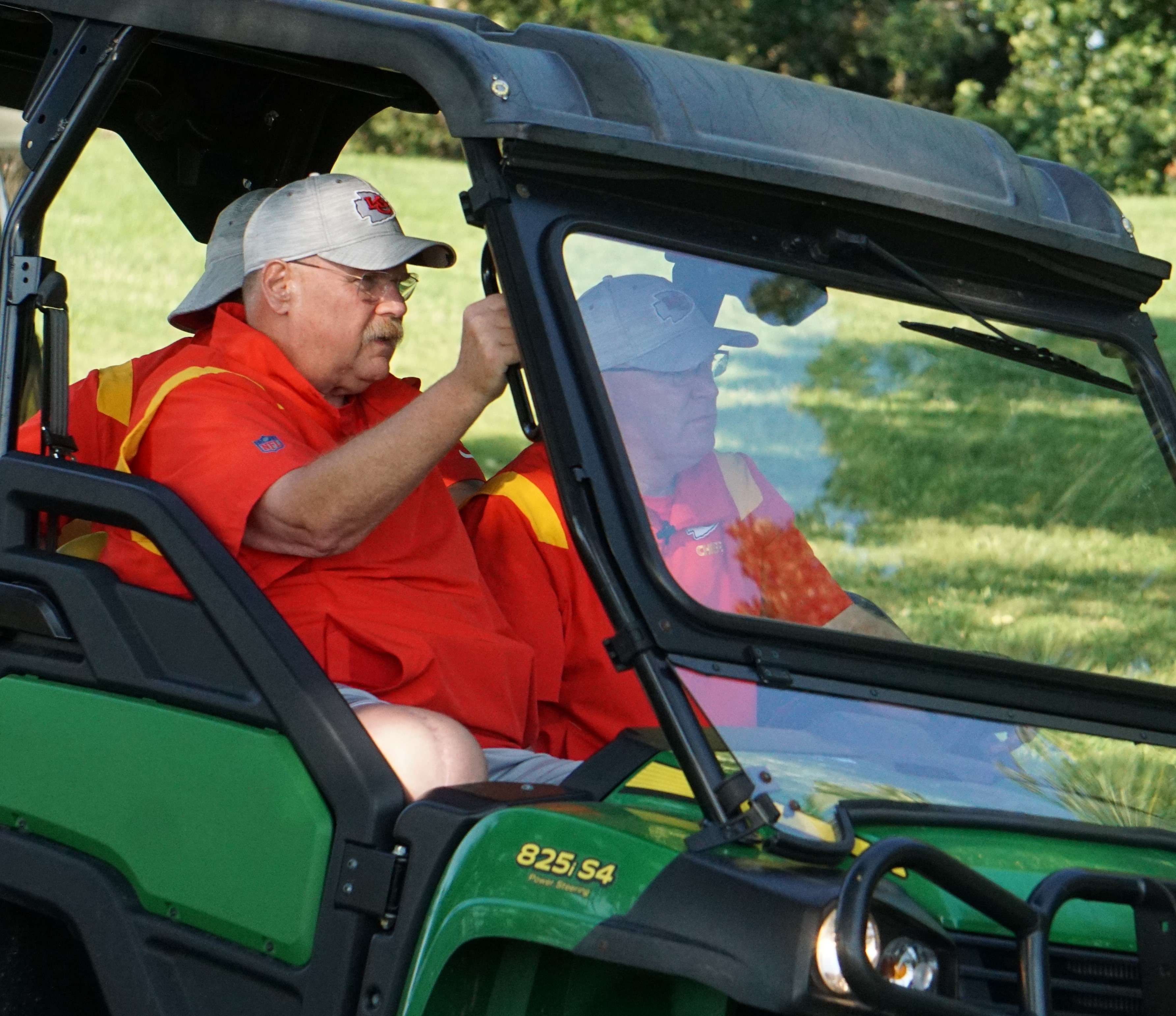 Andy Reid heading down to practice.