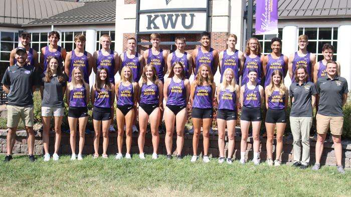 The 2022 Coyote cross country teams. Photo courtesy <a href="http://kwucoyotes.com">kwucoyotes.com</a>