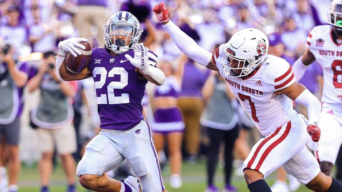KSU's Duece Vaughn breaks away for a touchdown Saturday night vs. South Dakota at Bill Snyder Family Stadium. Courtesy Kansas State Athletics