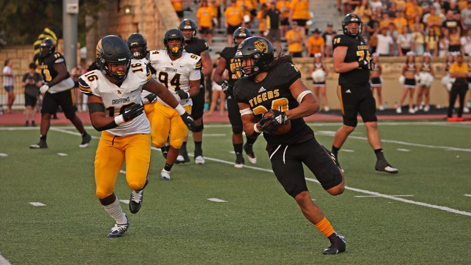FHSU's Adrian cuts upfield vs. Missouri Western Thursday night at Lewis FIeld. Courtesy FHSU Athletics/Madison Shepland.