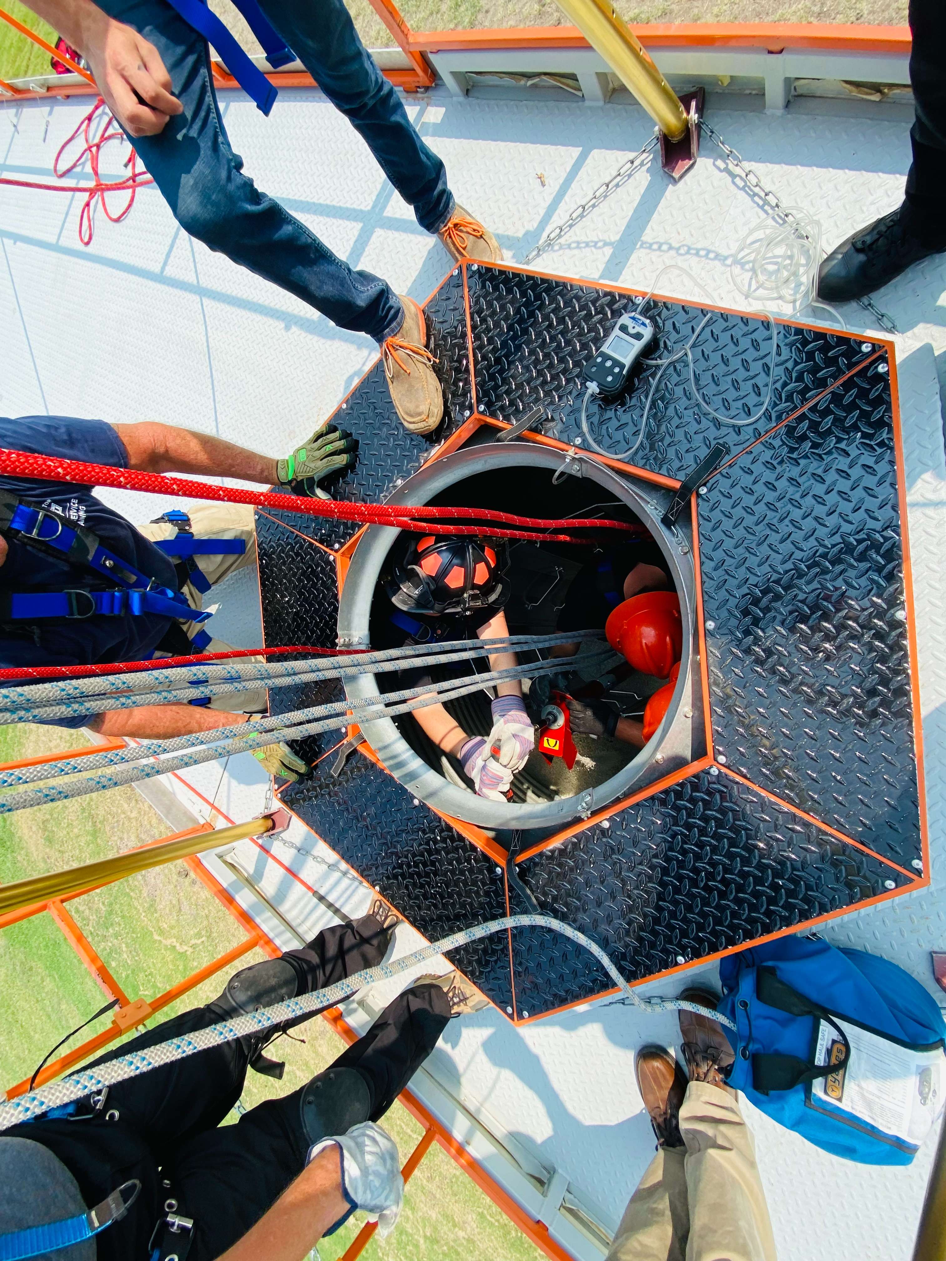 🎧Great Bend Fire Dept. learns the dangers of grain bin accidents