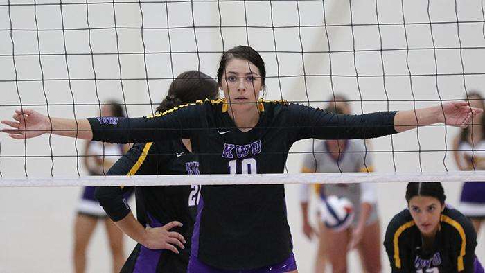 <b>Elizabeth Hardacre.</b> Photo courtesy <a href="http://kwucoyotes.com">kwucoyotes.com</a>