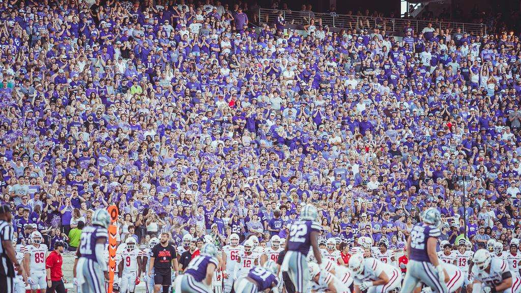 k-state crowd.jpg