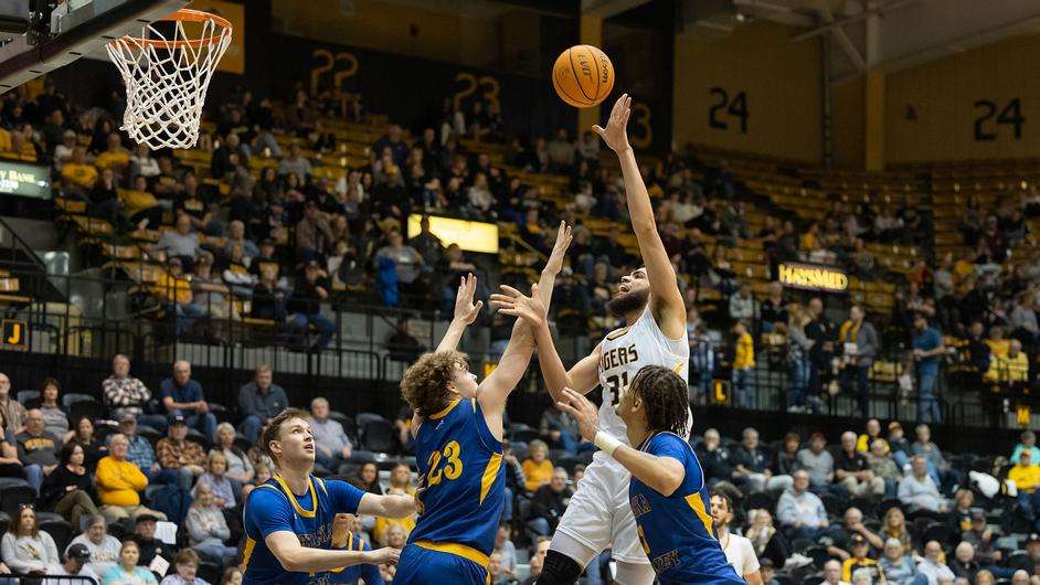 Fort Hays State's Iyan Enaruna attempts a shot against Nebraska-Kearney in Hays, Kan. on January 14, 2023. (FHSU Athletics photo/Madison Shapland)