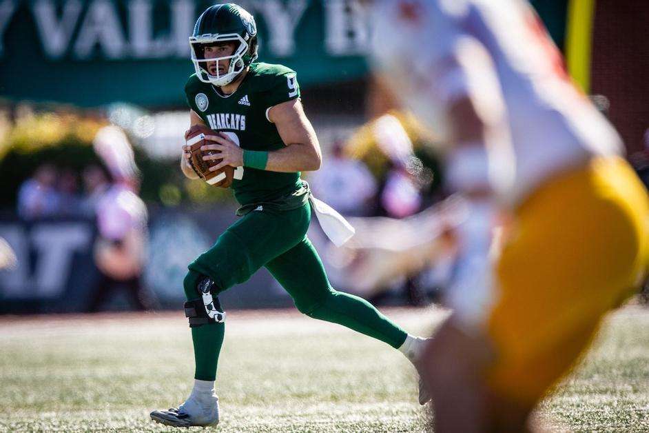 Quarterback Mike Hohensee threw for 359 yards and six touchdowns in Saturday's shutout win over Northeastern State /Photo courtesy of Todd Weddle Northwest Missouri State Athletics