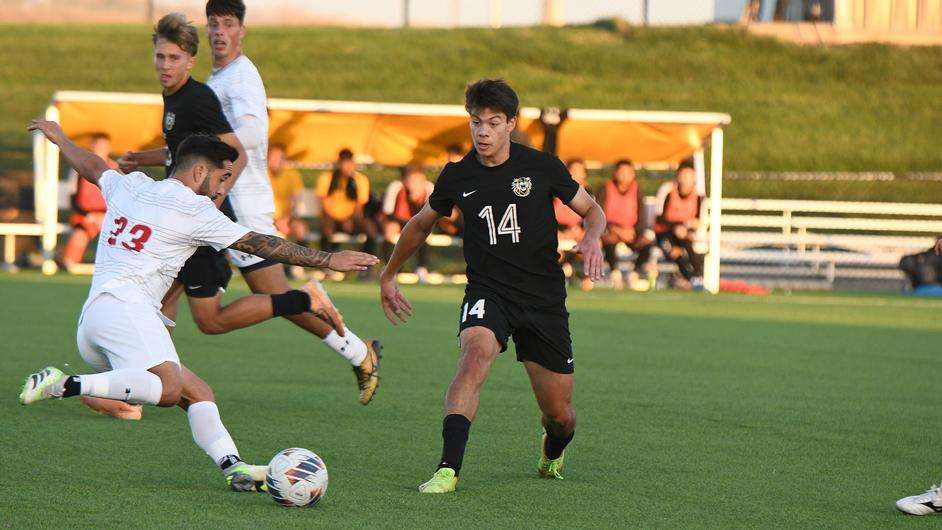 FHSU Athletics photo/Ryan Prickett