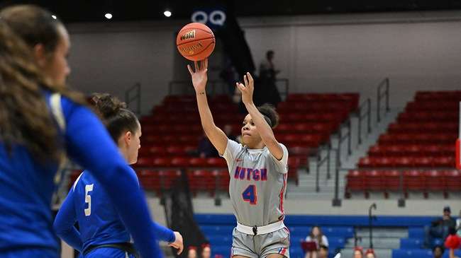 The Blue Dragon Women's Basketball Team meets the Neosho County Panthers at 5;30 p.m. on Tuesday at the Sports Arena. (Andrew Carpenter/Blue Dragon Sports Information)