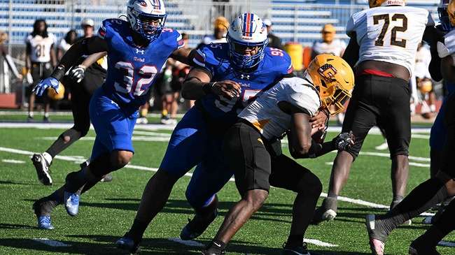 The No. 1-ranked Blue Dragons meet No. 2 Iowa Western at 1 p.m. Saturday at Gowans Stadium. (Andrew Carpenter/Blue Dragon Sports Information)