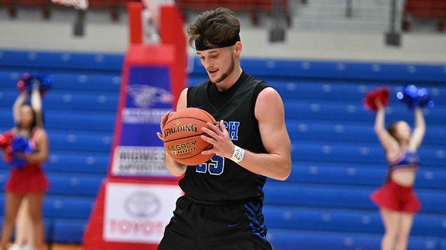Kernan Bundy and the No. 22 Blue Dragon men's basketball team plays host to Colby at 4 p.m. on Sunday at the Sports Arena.
