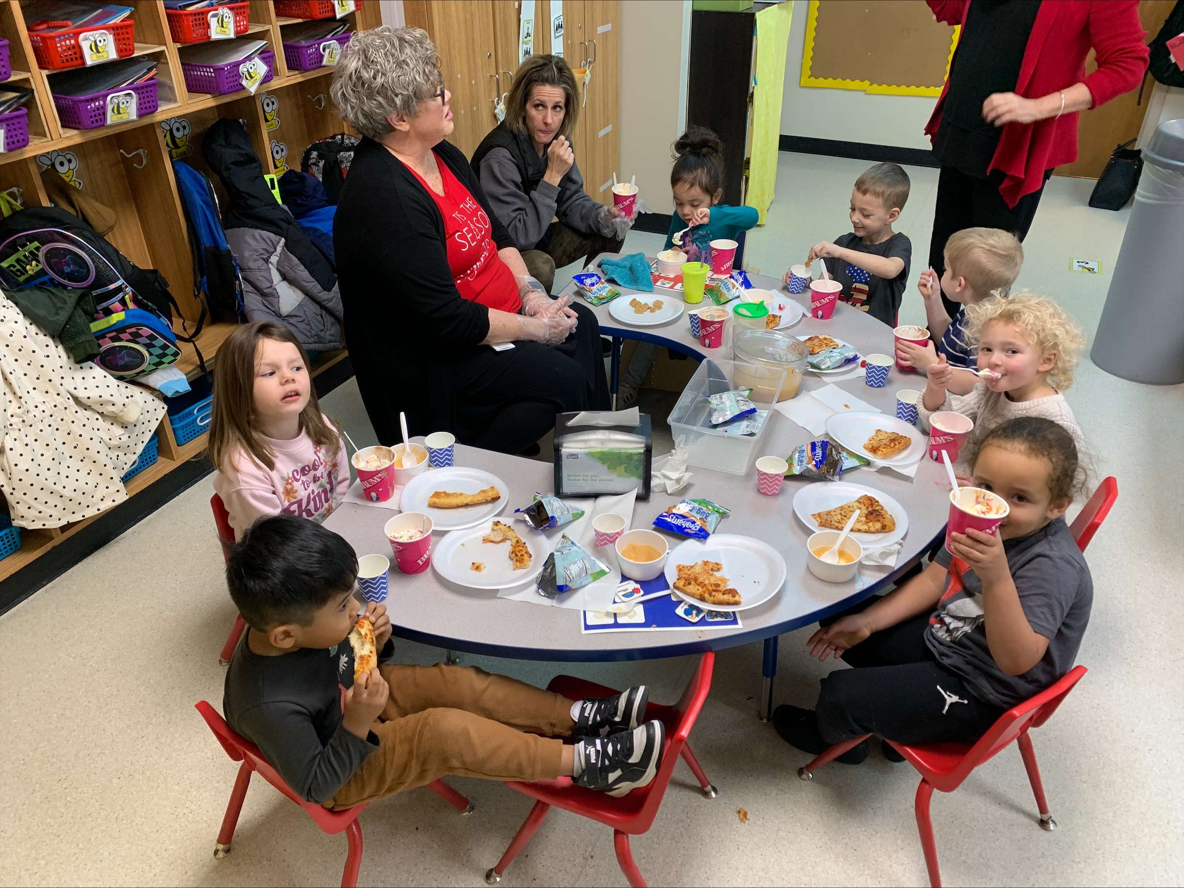 Candy Geiser's class enjoys their pizza and ice cream from Pizza Hut and Braums.