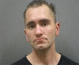 <b>Derrick Lee Zalud: Resisting arrest, disturbing the peace, 2nd-degree trespassing, criminal mischief</b>