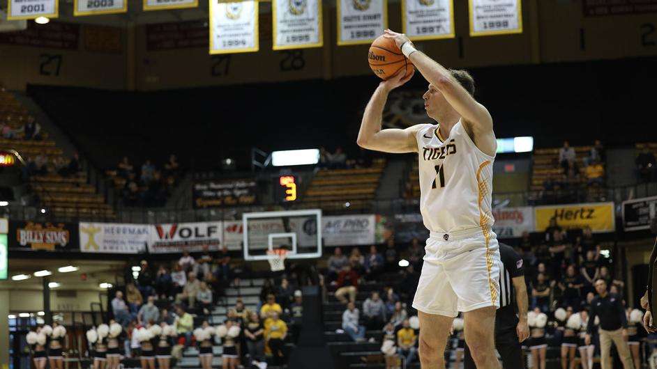 Fort Hays State forward Gabe Pieschl (11) attempts a shot at a game earlier this season in Hays, Kan. (FHSU Athletics photo/Madison Shapland)