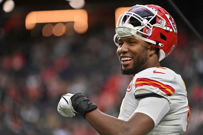 <b>Kansas City Chiefs defensive end Carlos Dunlap warms up before the start of the game between the Las Vegas Raiders and Chiefs on Jan. 7 in Las Vegas. Dunlap signed with the Chiefs because he was tired of losing: six times in the playoffs without a win.</b> (AP Photo/David Becker, File)