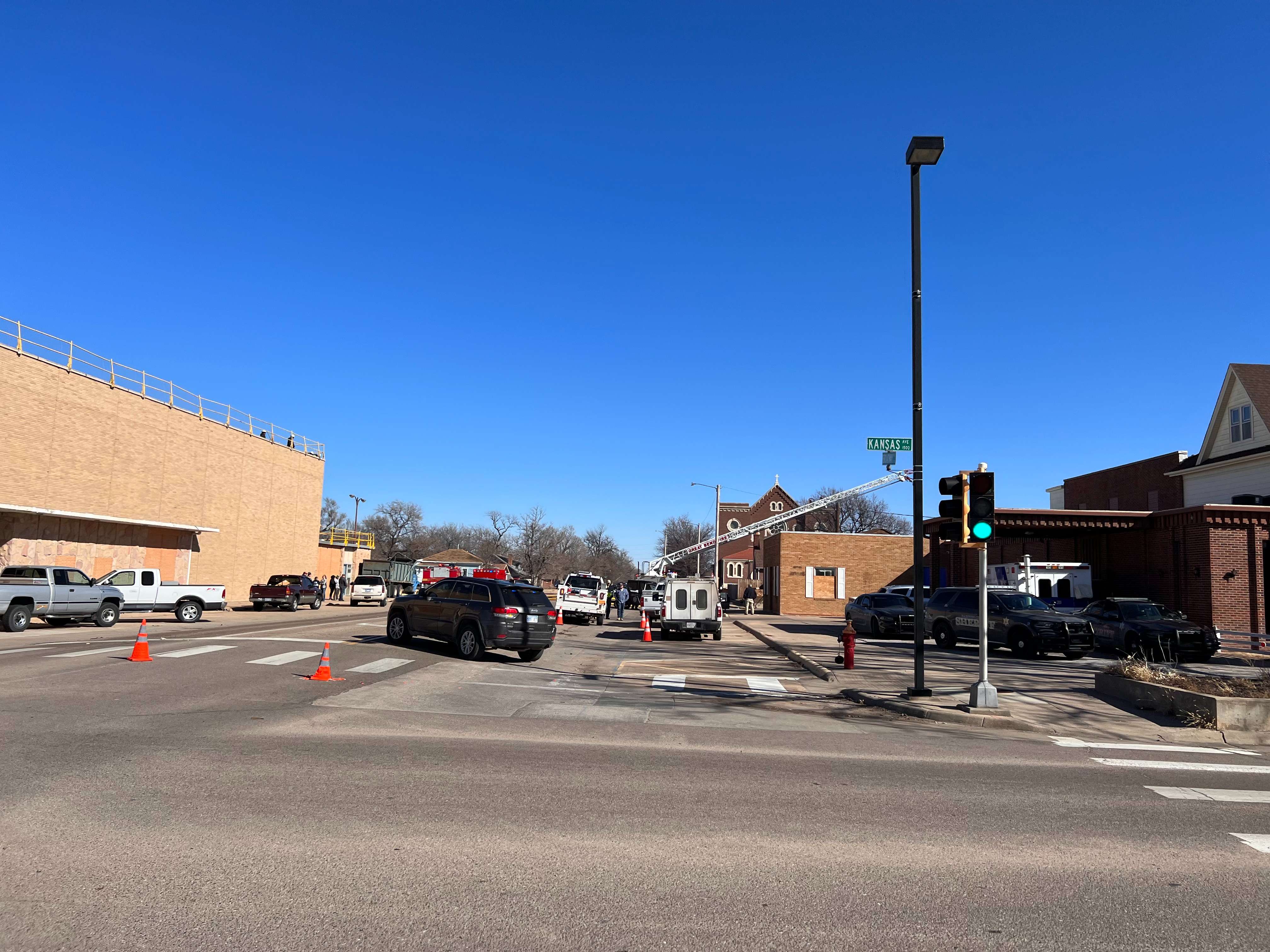 📷Occupants out, 2 dogs deceased from Great Bend fire