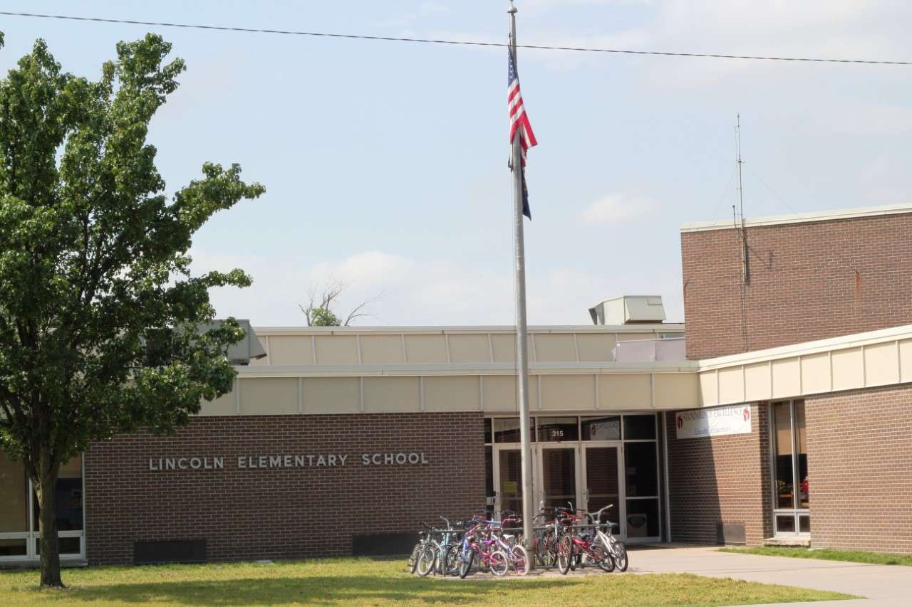 Lincoln Elementary-Hutchinson USD 308