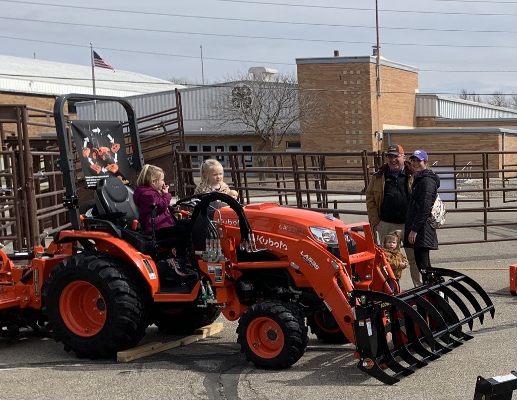 Mid America Farm Expo draws thousands to Salina