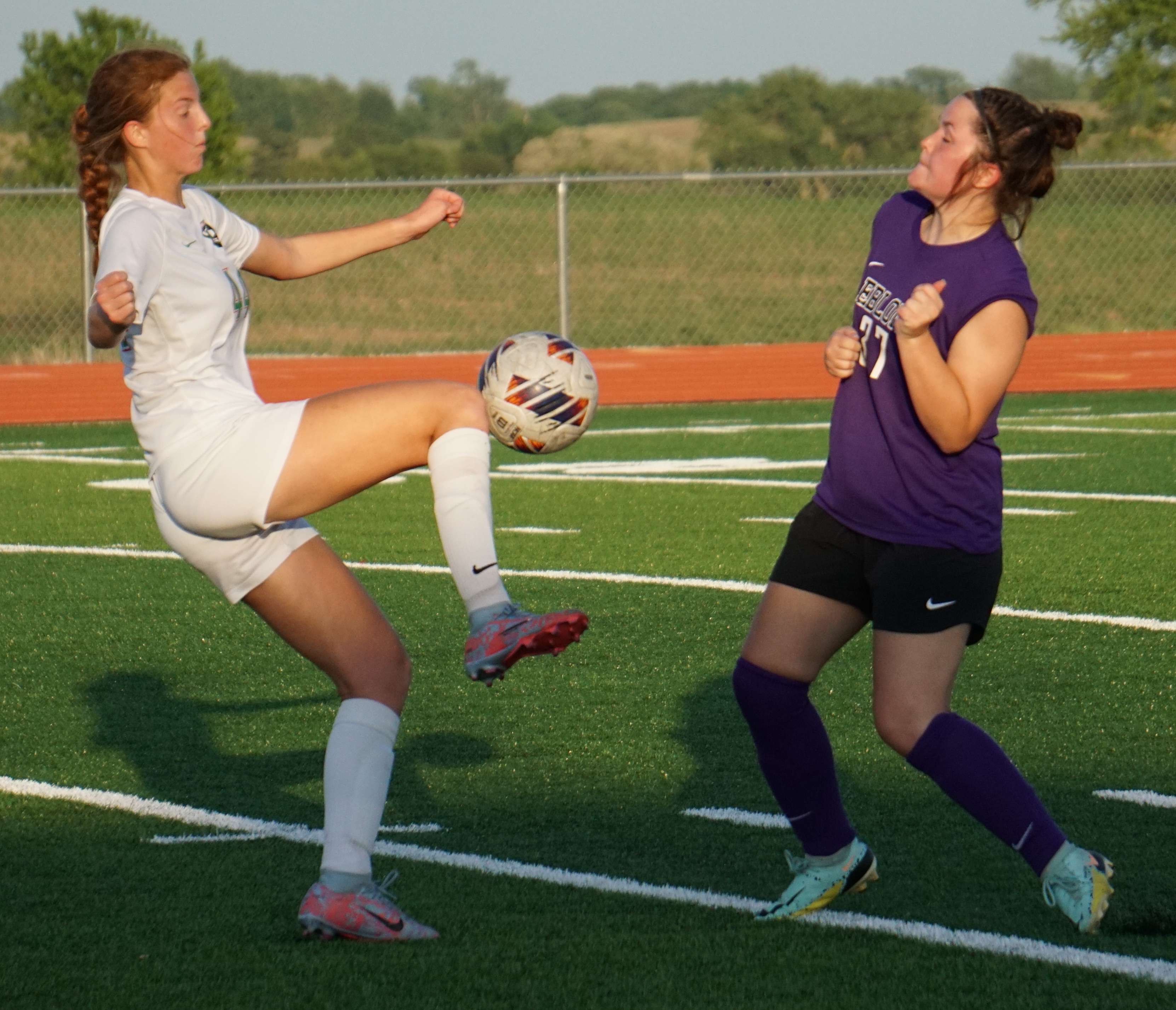 Emily Parrott (left) and Emersyn Lenz.