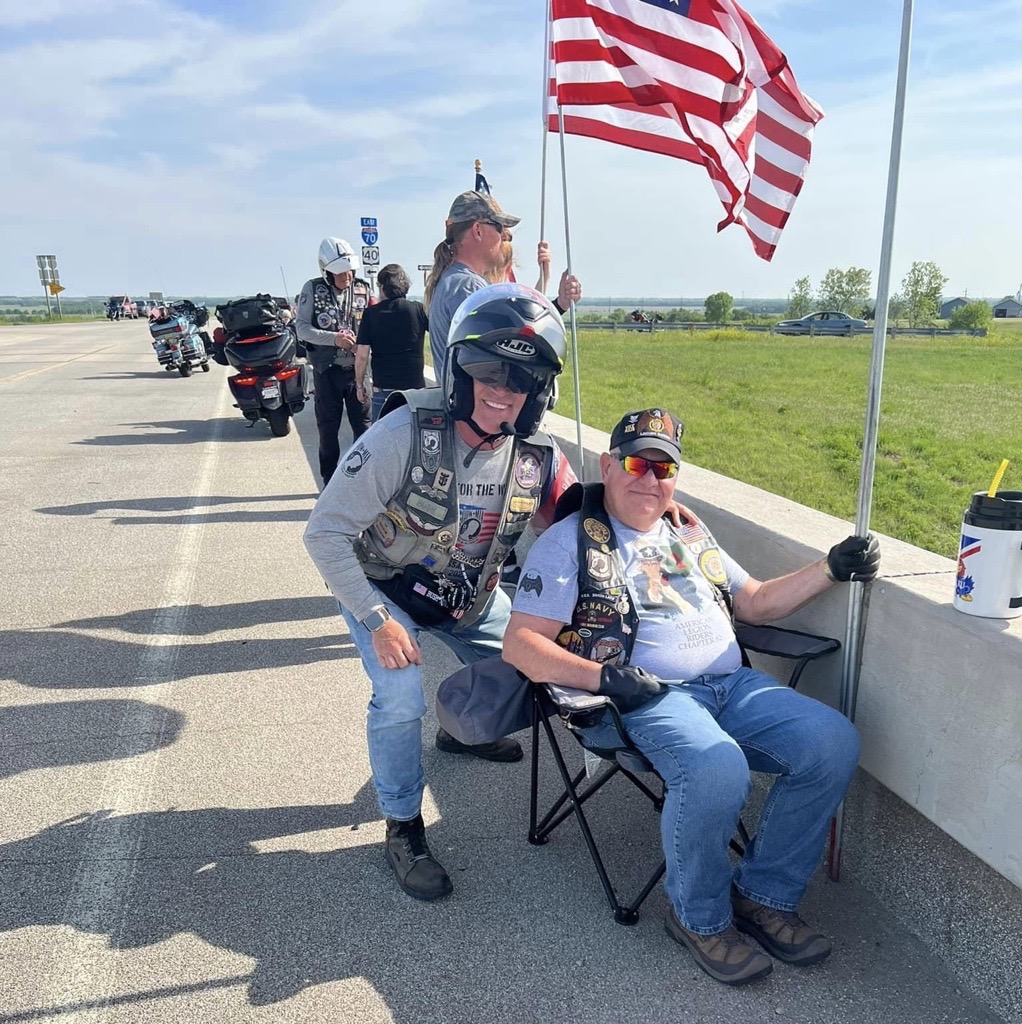 <b>Salina Legion riders, community members, and veterans waived flags in support of riders who are on their way to the Vietnam Veterans Memorial in Washington D.C.&nbsp;&nbsp;</b>Photos courtesy American Legion Riders Chapter 62