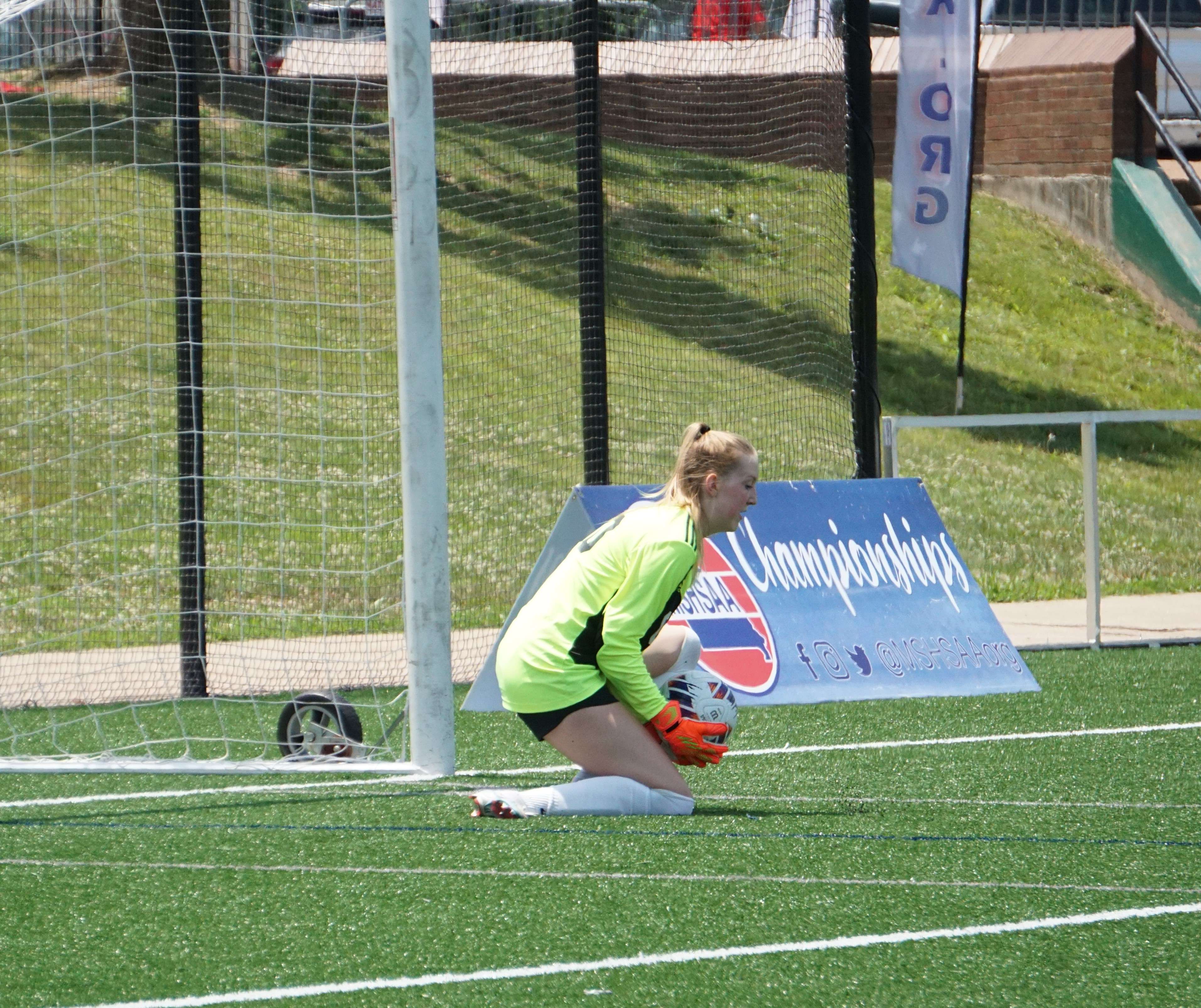 Maddie Sego with a first half save.