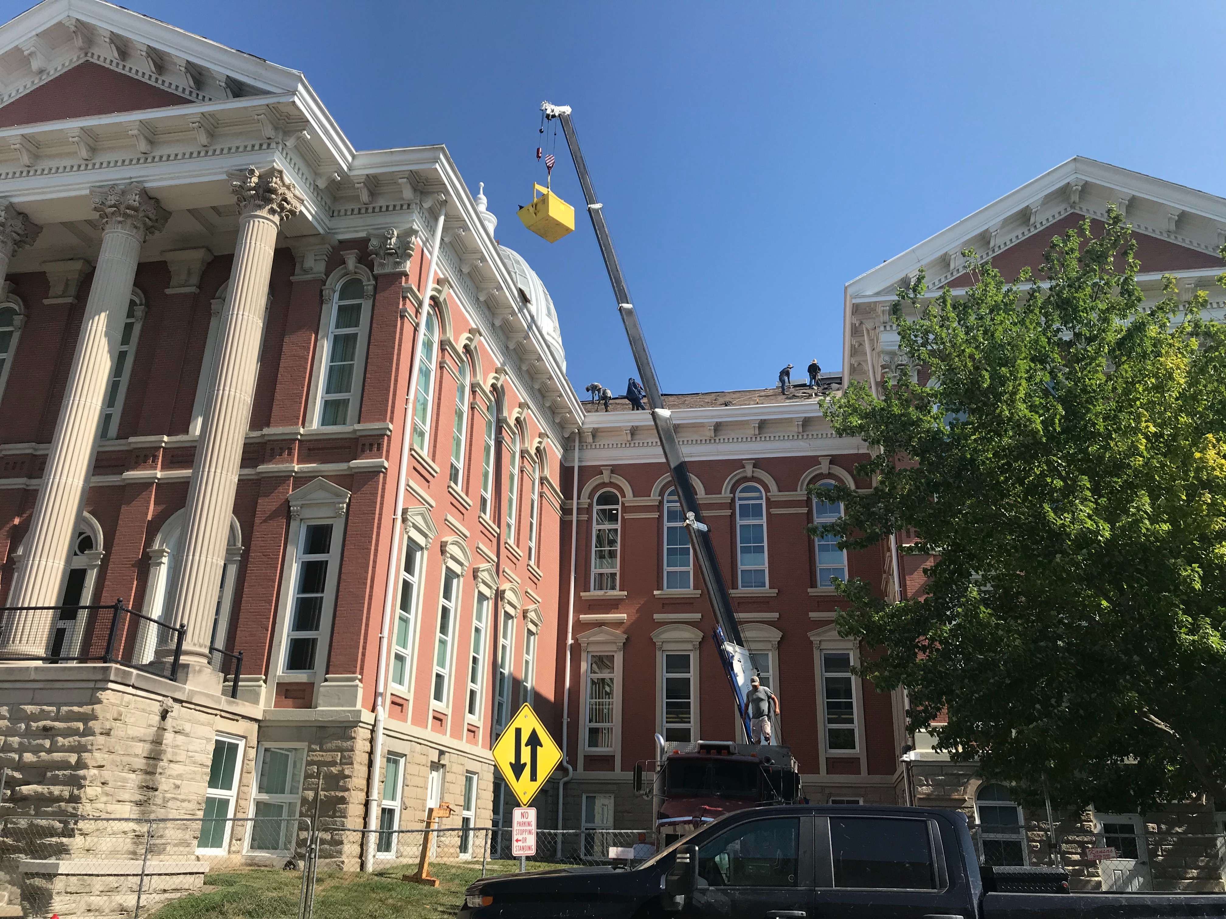 Roof repair is underway at the Buchanan County Courthouse/Photo by Brent Martin