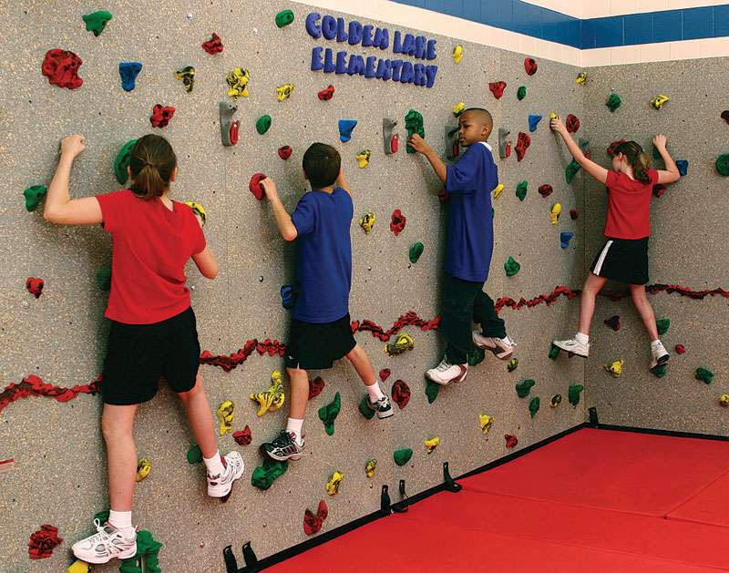Rock wall to be installed at Hoisington’s Lincoln school