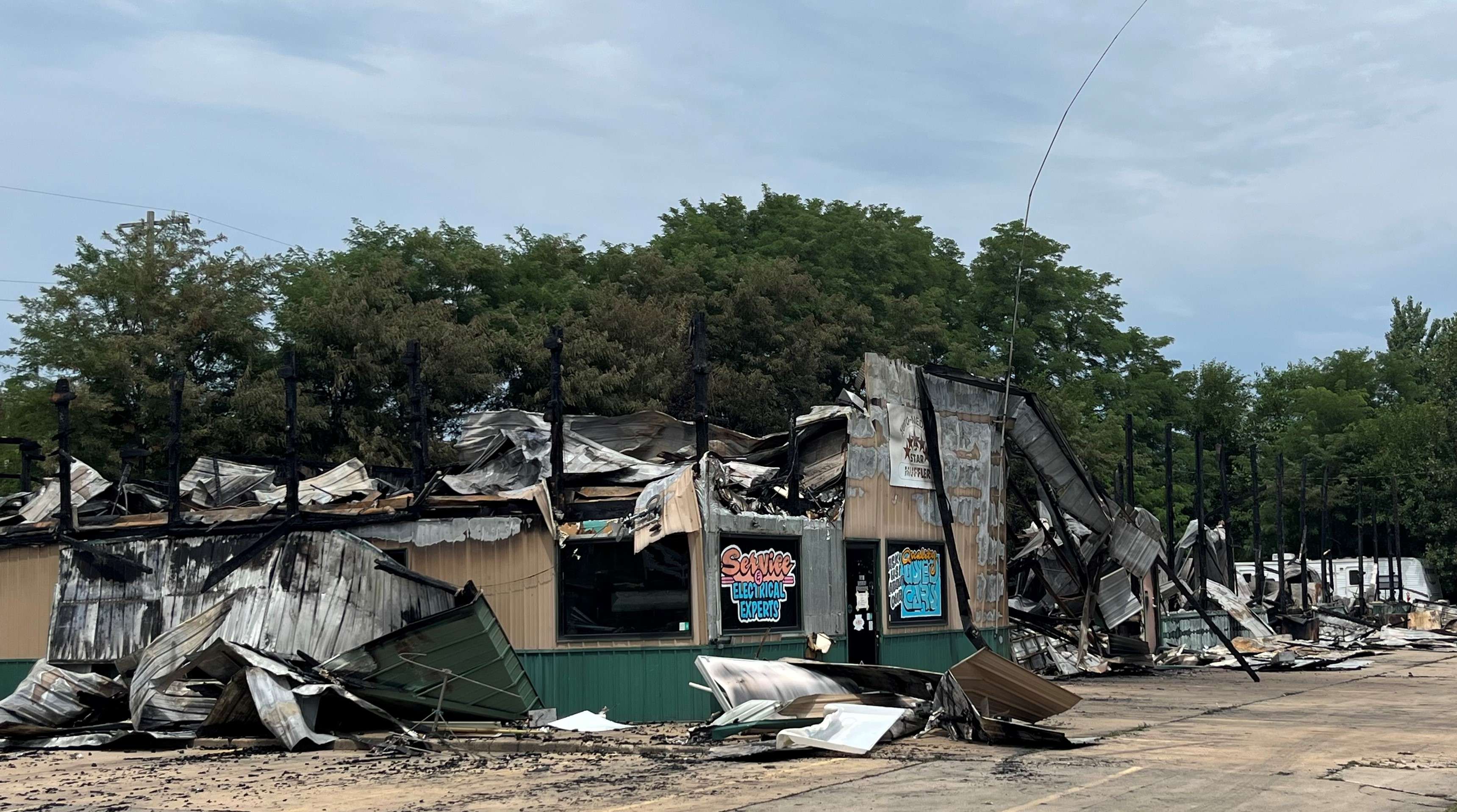 Fire destroyed the Auto Medics shop in St. Joseph/Photo by Tommy Rezac