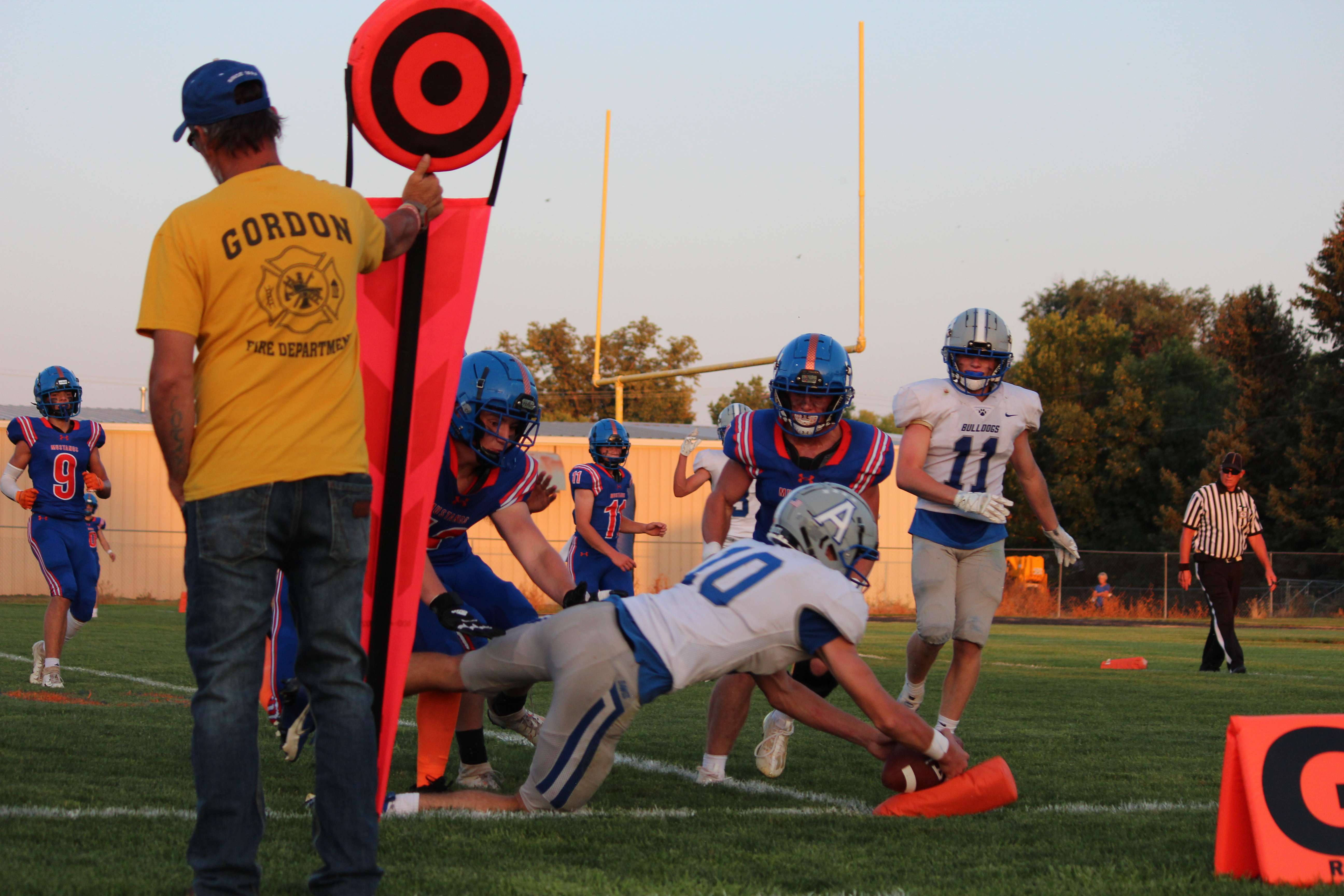 Alliance QB Landen Crowe lunges for TD. Photo Credit to Karen Benzel